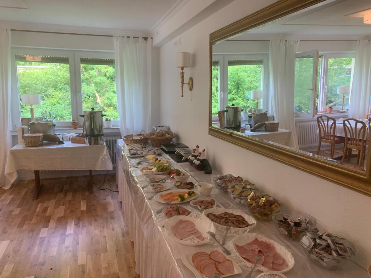 Hotel Landgasthof Simon Waldrach Bagian luar foto